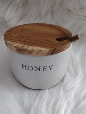 White Ceramic Honey Pot with Wood Lid and Dipper